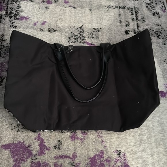 Victoria's Secret Tote Bag 2 Piece Set Black With Silver Sequins Rare - Picture 3 of 10